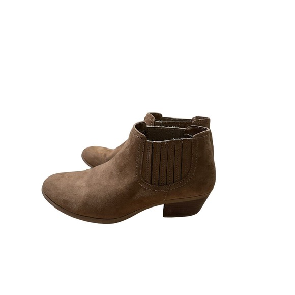 American Eagle 8W Shanna Chelsea Ankle Boot Cognac Slip On Faux Suede - Picture 3 of 12